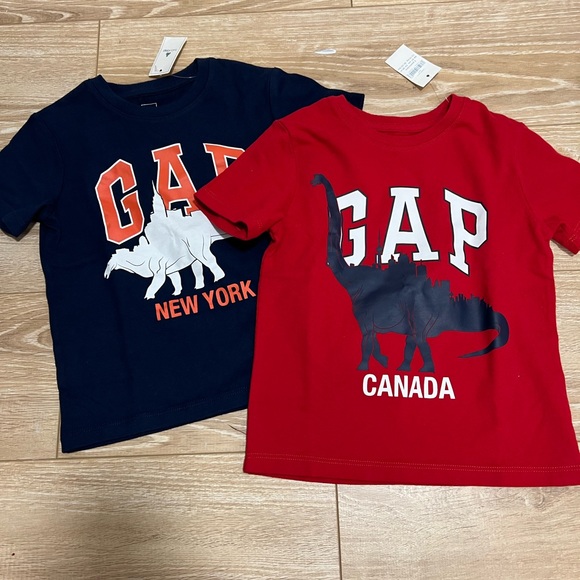 NWT - Gap kids - T-shirts. 2set size 2T - Picture 1 of 5